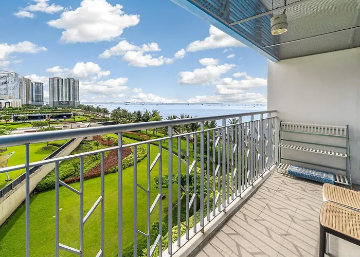 Apartahotel 2br With Sea View Near Airport, Of Dreams, Moa, And Beside Okada