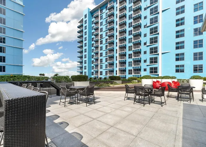 Apartahotel 2br With Sea View Near Airport, Of Dreams, Moa, And Beside Okada Manila