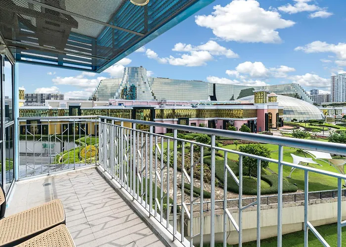 Apartahotel 2br With Sea View Near Airport, Of Dreams, Moa, And Beside Okada