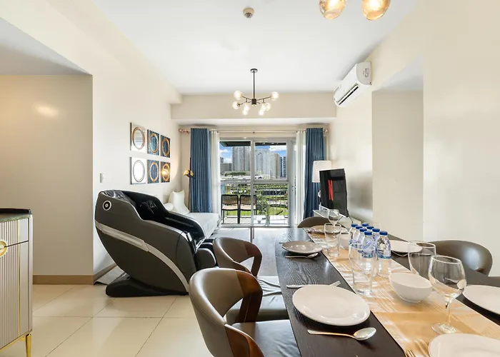 Apartahotel 2br With Sea View Near Airport, Of Dreams, Moa, And Beside Okada