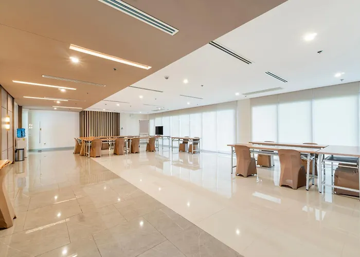 2br With Sea View Near Airport, Of Dreams, Moa, And Beside Okada Apartahotel 4*